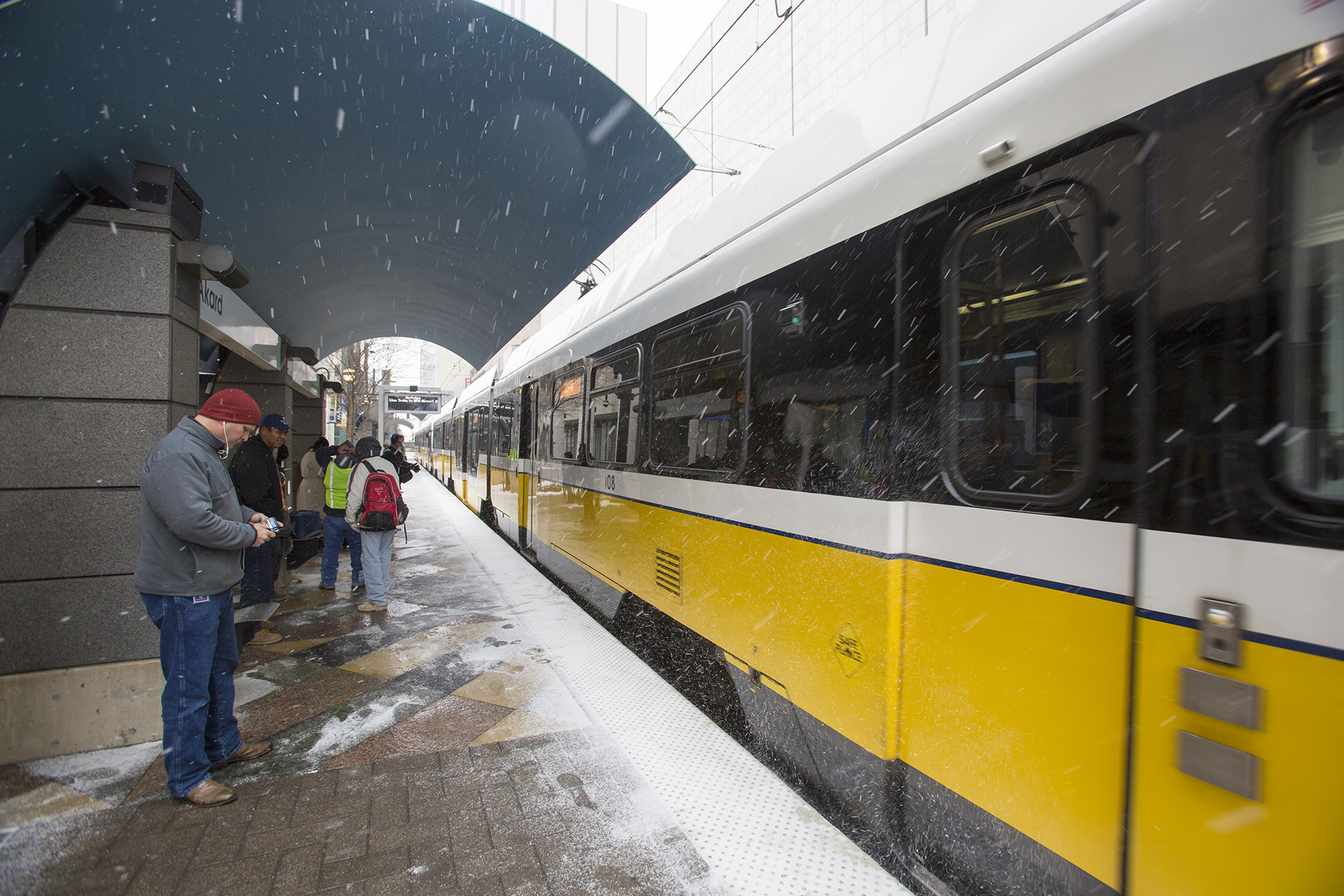 dart-suspends-rail-service-due-to-winter-weather